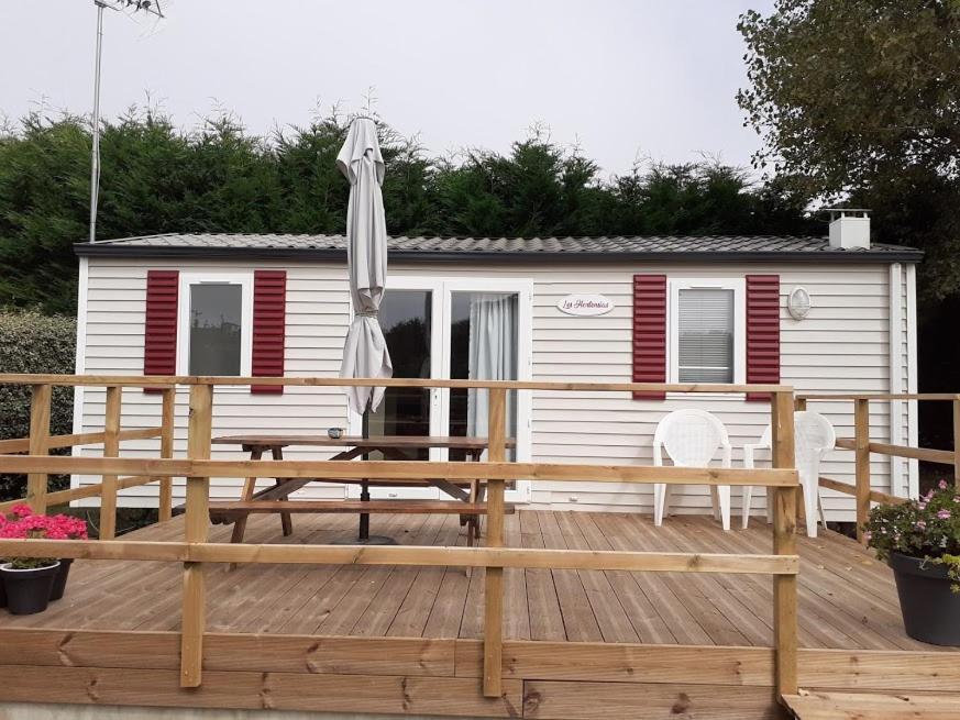 Les Mobile Home De Kerroyal Garlan المظهر الخارجي الصورة